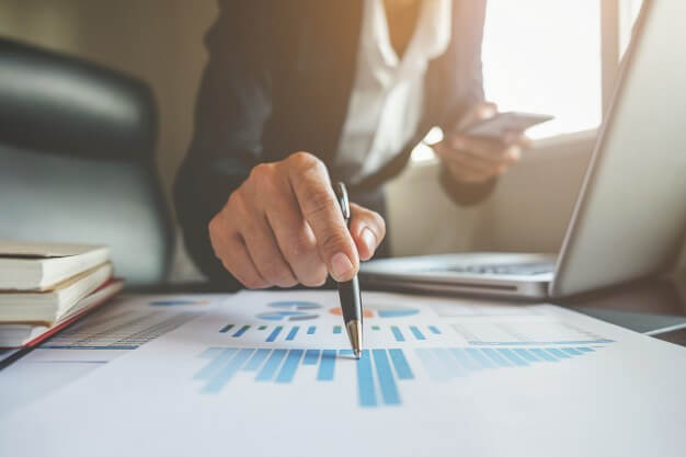 How Focusing On Post-Project Benefits and Rewards Can Aid Your Work