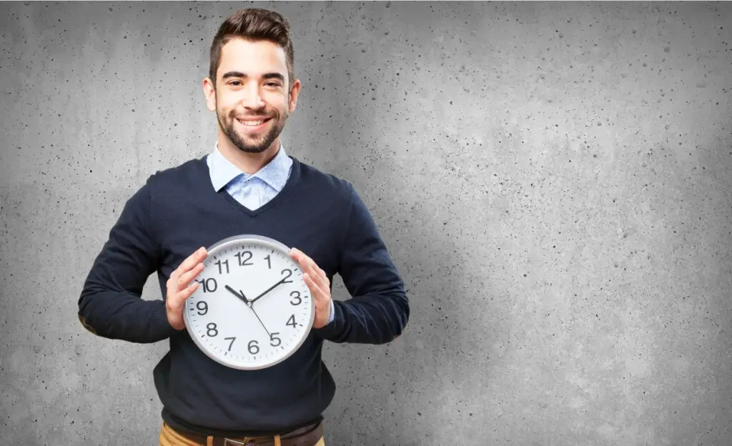 Find Out Why We Procrastinate and Tips Used by Successful People to Overcome It