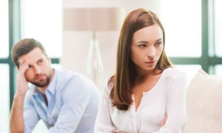 3 Reasons Why Financial Independence is CRUCIAL in a Relationship