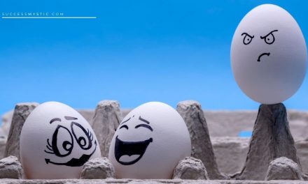 3 Ridiculously Easy Ways To Overcome Jealousy