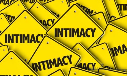 How To Improve Emotional Intimacy – The Complete Guide