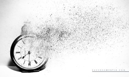 4 Reasons Not To Focus On The Past And/Or Future